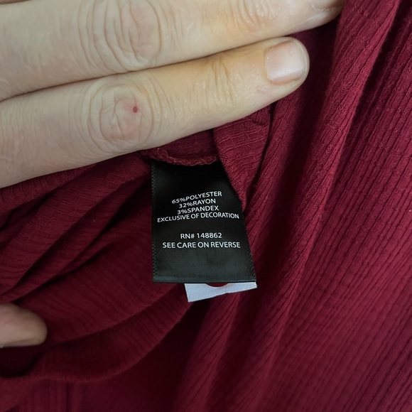 Torrid long sleeve shirt. Cranberry color. 2X - Picture 6 of 6